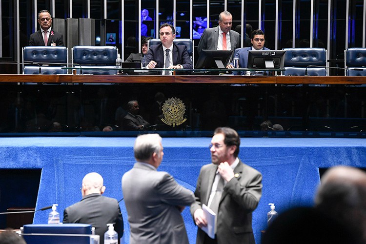 Senado-aprova-realização-de-cirurgia-reconstrutiva-de-lábio-leporino-pelo-SUS.jpg