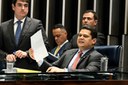 Presidente Davi lê carta do presidente Bolsonaro e senadores aprovam MP 870