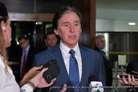Eunício afirma que votar cessão onerosa sem acordo pode “destruir” projeto
