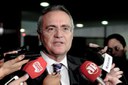 “Nós só vamos tratar da eleição da presidência do Senado apenas em janeiro”, afirma Renan