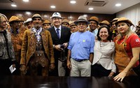 “Senado resgatou uma dívida com os vaqueiros”, diz Renan Calheiros