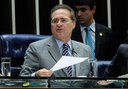 Atuação do Senado no 1º semestre beneficiou menos favorecidos, diz Renan