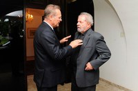 Em reunião com Lula, Renan destaca papel histórico do Senado