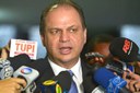 Ministro da Saúde pede apoio de Renan para liberação de crédito