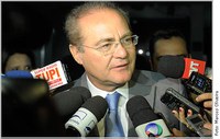 Renan comemora aprovação da MP dos Portos e diz que divergências estão superadas
