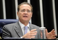 Renan conduz sessão que ratifica banco para BRICS