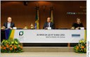 Renan defende atualização das regras de contratação pública e licitações