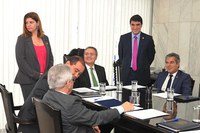 Renan defende junto à Mesa continuidade da transparência e da economia no Senado 
