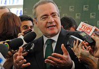 Renan diz que requerimentos pedindo CPMI Mista da Petrobras  serão lidos no Congresso