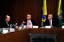 Renan e Temer se reúnem com governadores e acertam renegociação da dívida pública