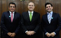 Presidente Renan Calheiros recebe prefeito de São José da Laje (AL)