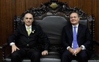Renan recebe presidente do Colégio de Corregedores Regionais Eleitorais do Brasil