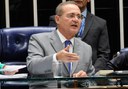 Renan rejeita questões de ordem sobre CPI, mas pede parecer da CCJ