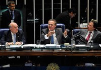 Renan defende sincronia entre Senado e Câmara para a votação da Reforma Política