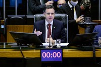 Rodrigo Pacheco afirma que projeto aprovado garante transparência às emendas de relator