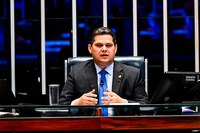 Sob a condução de Davi, Senado aprova MP que cria o programa Gás do Povo e garante botijão gratuito a famílias de baixa renda