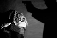Senado aprova apreensão de arma de agressor que praticar violência contra a mulher