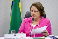 Maria do Carmo afasta-se do Senado e assume Secretaria em Aracaju