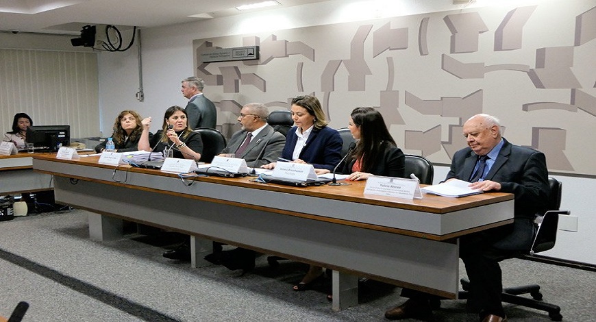 Alienação parental divide especialistas em audiência na CDH