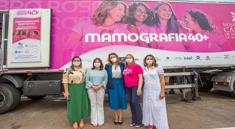 Leila visita Carreta da Campanha Mulheres Amigas 01
