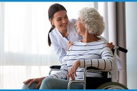 De cuidador a home care: conheça as modalidades dos tratamentos em casa