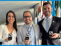 Gestores do SIS recebem medalhas do Bicentenário do Senado