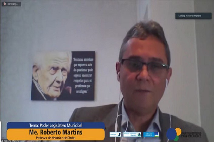 0705_Ciclo de Palestras_Roberto Martins