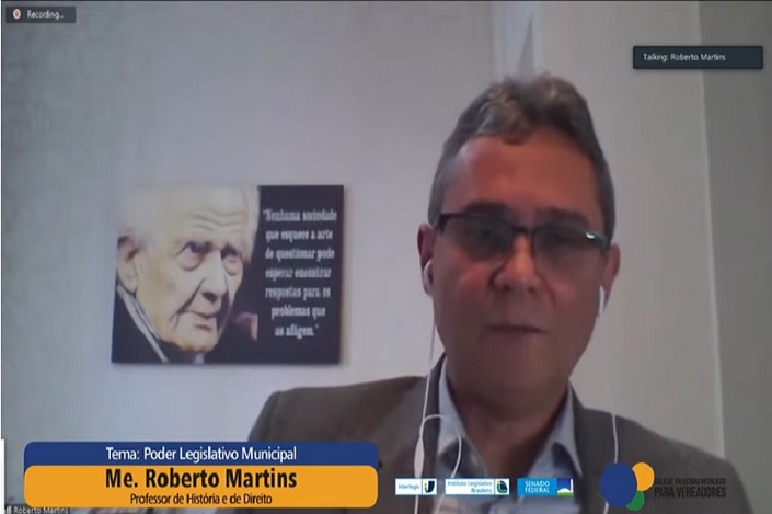 0705_Ciclo de Palestras_Roberto Martins