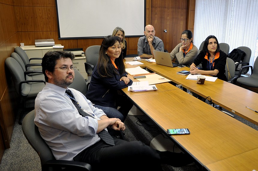 Equipe do Jovem Senador esclareceu as dúvidas sobre o prazo de envio, pelas escolas, das redações