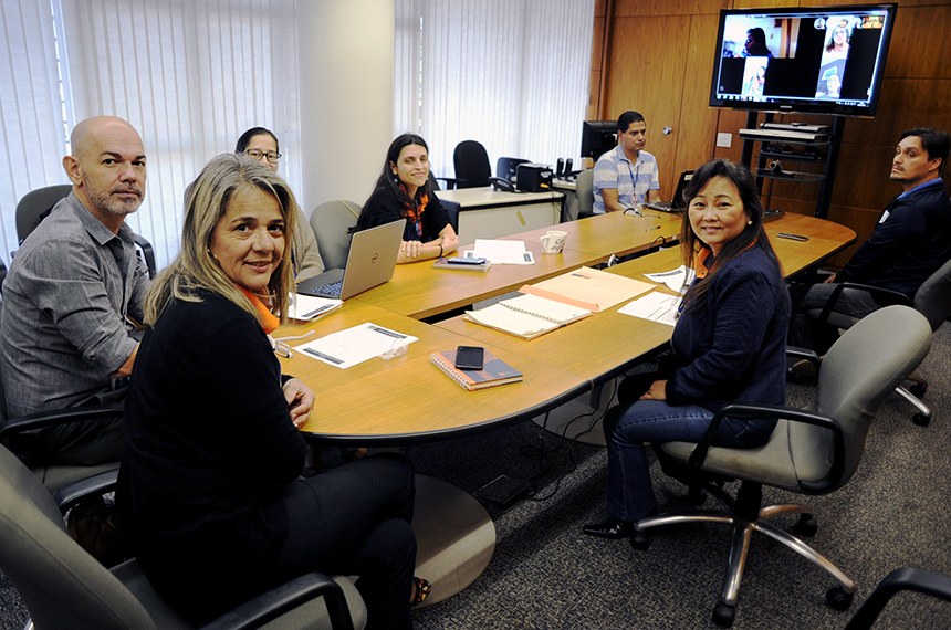 Para o chefe do Serviço que organiza o programa, Antônio Carlos Burity (esquerda), a videoconferência evitou que os coordenadores viajassem a Brasília