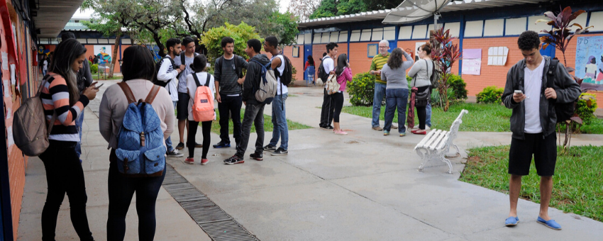 Sergipe orienta estudantes a se prepararem para o Jovem Senador
