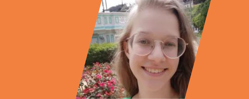 “Senadora” de 17 anos propõe mais aulas de redação