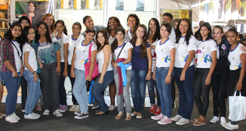 Denise na Bienal do DF