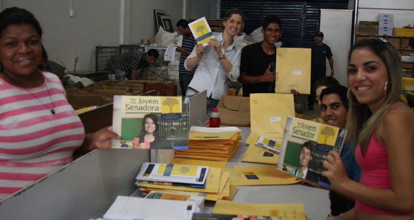 Montagem dos Kits do Jovem Senador - Taguatinga/DF