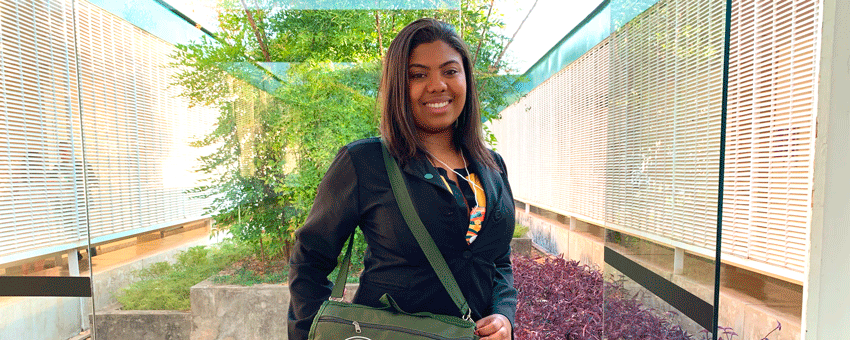 A jovem senadora Rackel Resende é uma das vencedoras do Parlamento Jovem Brasileiro