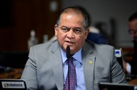 Eduardo Gomes espera que Senado vote marco da IA no segundo semestre