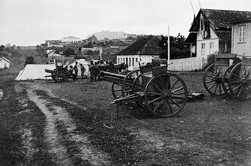 Artilharia das forças paranaenses que seria usada nos ataques contra os sertanejos