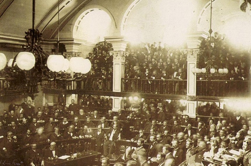 Plenário do Senado, no dia da edição da Lei Áurea: os debates parlamentares sobre a abolição da escravatura eram acompanhados com grande interesse pela população