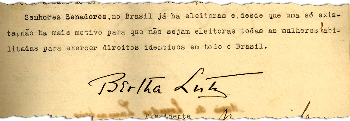 Documento com mais de 2 mil assinaturas enviado ao Senado em 1927 pela feminista Bertha Lutz cita o pioneirismo do Rio Grande do Norte e pede a liberação do voto feminino em todo o Brasil (imagem: Arquivo do Senado)