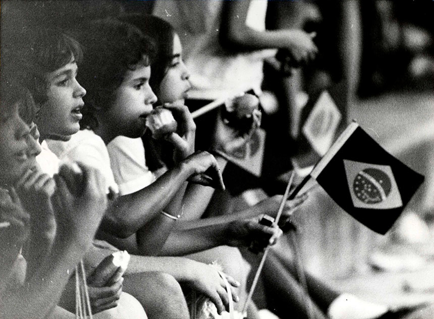 Restos mortais de D. Pedro I foram recebidos com honras em 1972