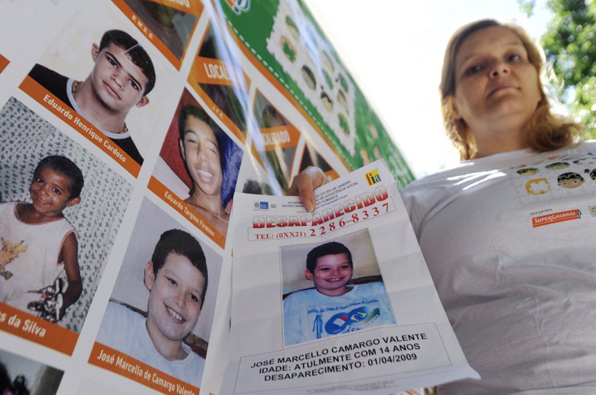 Programa SOS Crianças Desaparecidas faz ato público para divulgar imagens de crianças e adolescentes desaparecidos