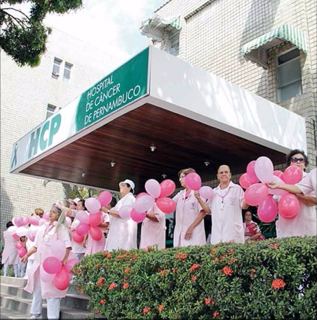 Hospital de Pernambuco participa do Outubro Rosa, que alerta para necessidade de diagnóstico precoce do câncer de mama. Foto: Hospital do Câncer de Pernambuco