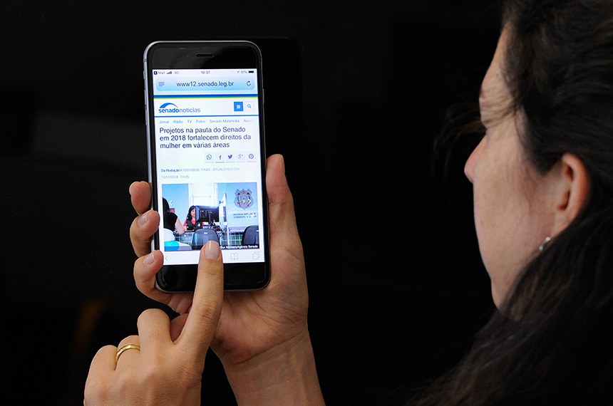 Senado leva notícias aos cidadãos pela  internet