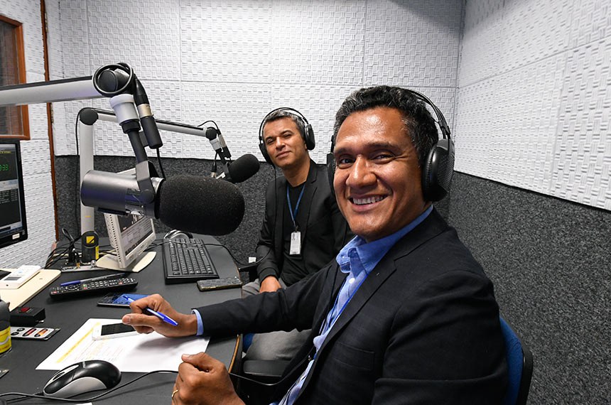 Senado leva notícias aos cidadãos pelo rádio