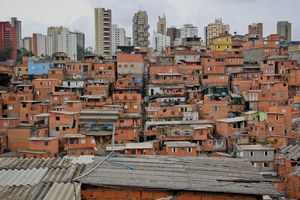 Sistema tributário leva a país desigual, dizem senadores