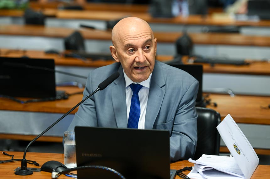 Senador Confúcio Moura