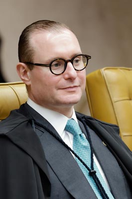 Foto do Ministro Cristiano Zanin
