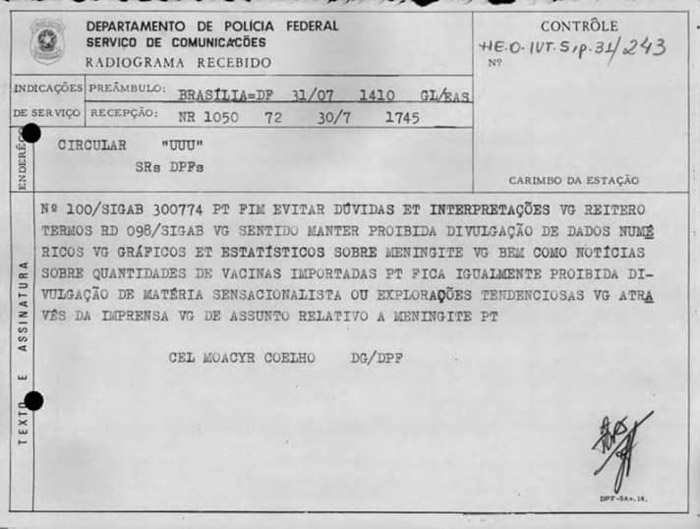 Comunicado da Polícia Federal destaca a proibição da divulgação de dados sobre a epidemia de meningite no anos 70