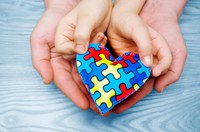 Orgulho autista é celebrado em 18 de junho, mas caminho para inclusão ainda é longo