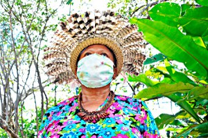 Atingidos pela pandemia, indígenas contam seus mortos e acusam governo de omissão